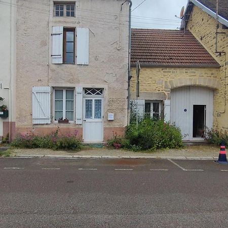Gite Meuble 6 Personnes 2 Etoiles Haute Cote D'Or Proche Des Merveilles Touristiques Saint-Marc-sur-Seine Kültér fotó
